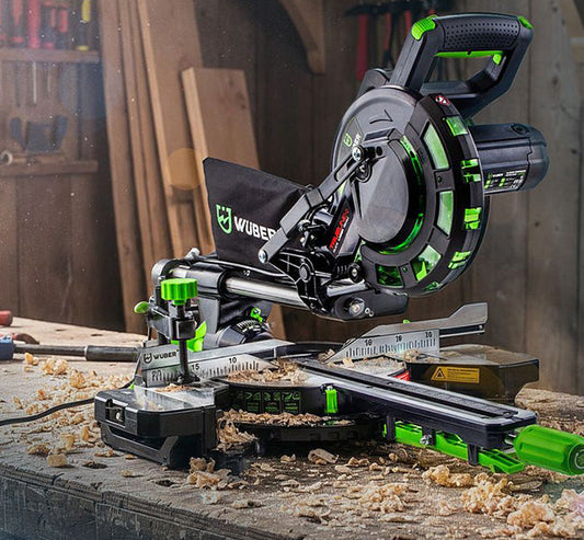 Jak dociąć listwy pod kątem 45°? Poradnik krok po kroku