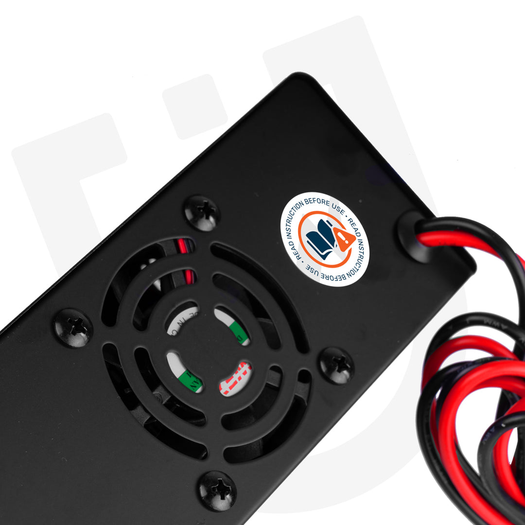 Prostownik samochodowy mikroprocesorowy 6-12 V 15 A WUBER