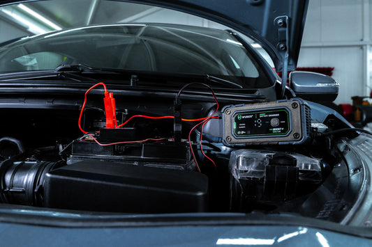 Prostownik samochodowy mikroprocesorowy 6-12 V 6 A WUBER