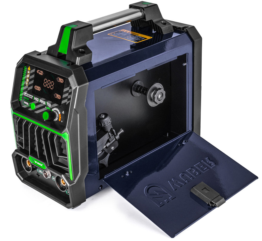 Uchylona obudowa w spawarce 4,5 kVa WUBER