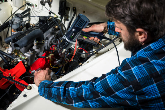 Zastosowanie opalarki elektrycznej 2000 W w warsztacie
