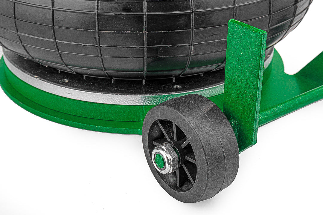 Szerokie kółka transportowe w podnośniku bałwanku WUBER