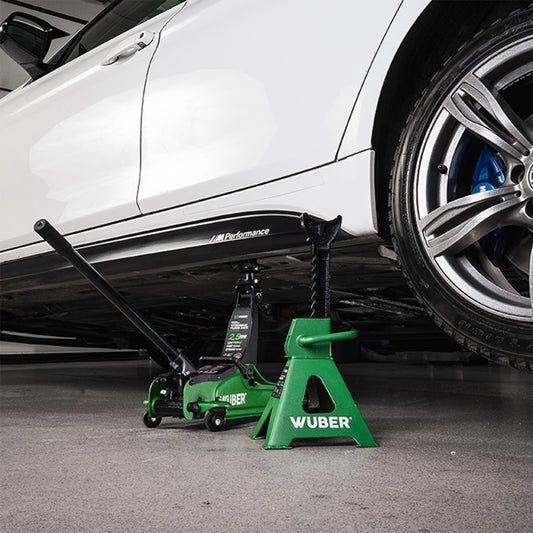 Kobyłki wraz z podnośnikiem w zastosowaniu w garażu