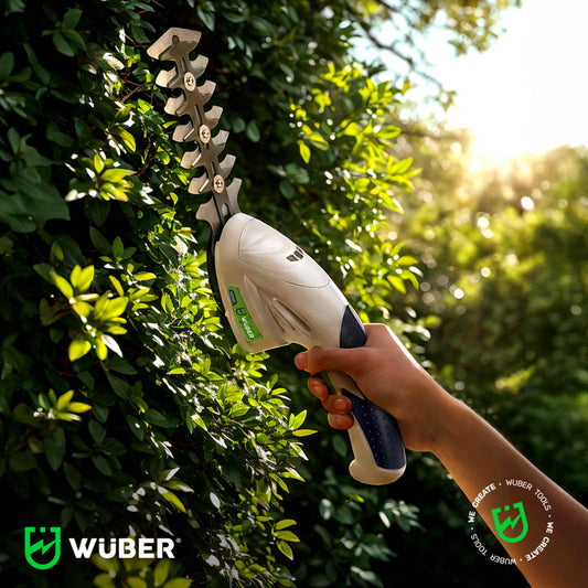 Przycinanie żywopłotu za pomocą trymera do żywopłotu 7,2 V