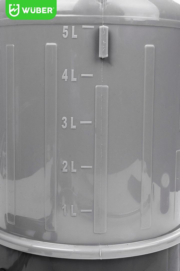 Skala pojemności w opryskiwaczu - od 1 l do 5 l