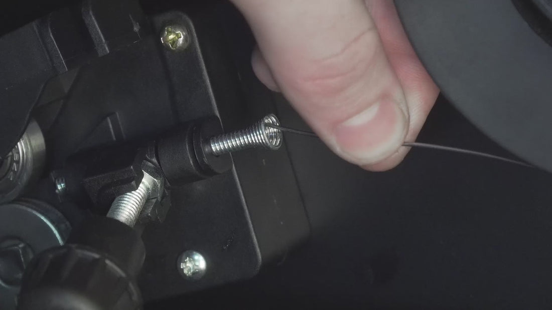 Podajnik drutu kompatybilny z drutem o średnicy 0,8 lub 1 mm w spawarce 4,5 kVa